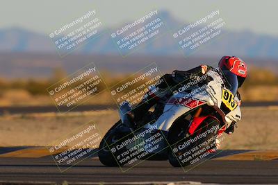 media/Jan-21-2023-CVMA (Sat) [[b9eef8ba1f]]/Race 12 Amateur Supersport Open/